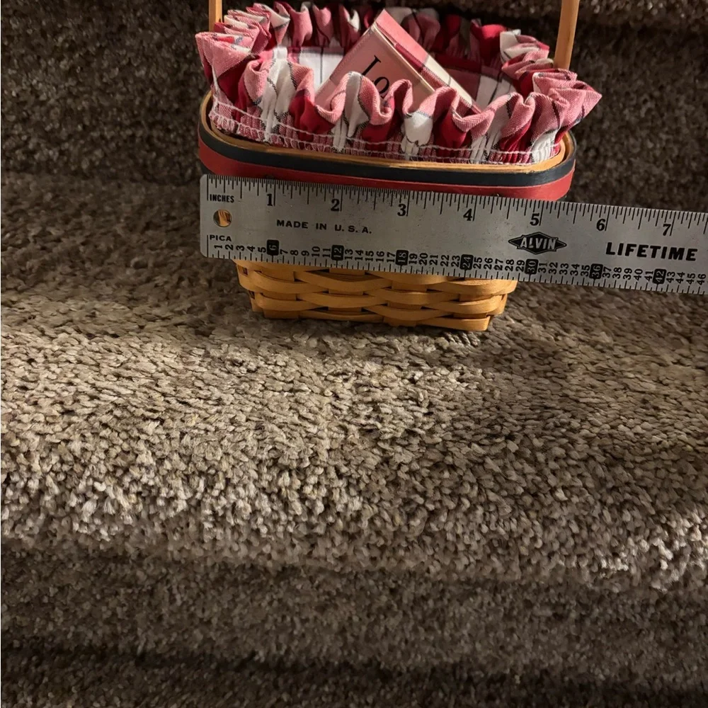 Longaberger Basket - Picture 4 of 5